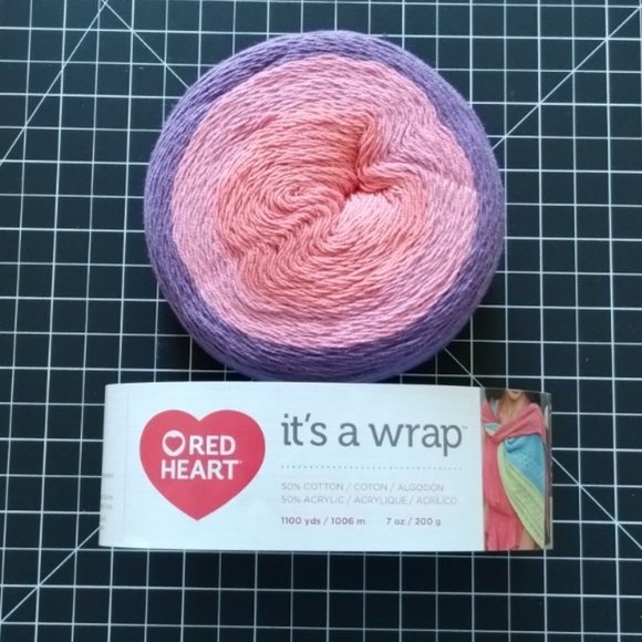 Red Heart Yarn, It's a Wrap - Drama - Picture 1 of 5
